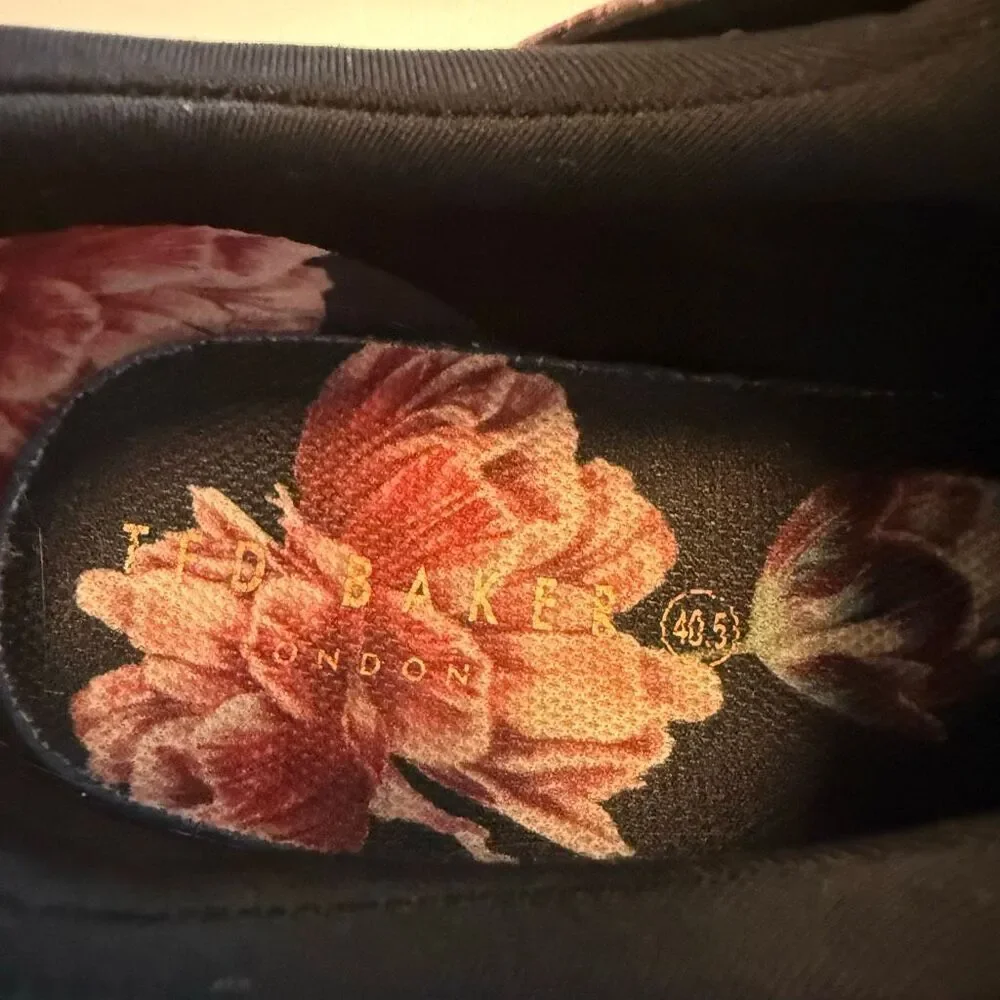 Ted Baker Tranquility Cepap 2 Sneakers Sz 9.5/10 Chic, Boho, Artsy